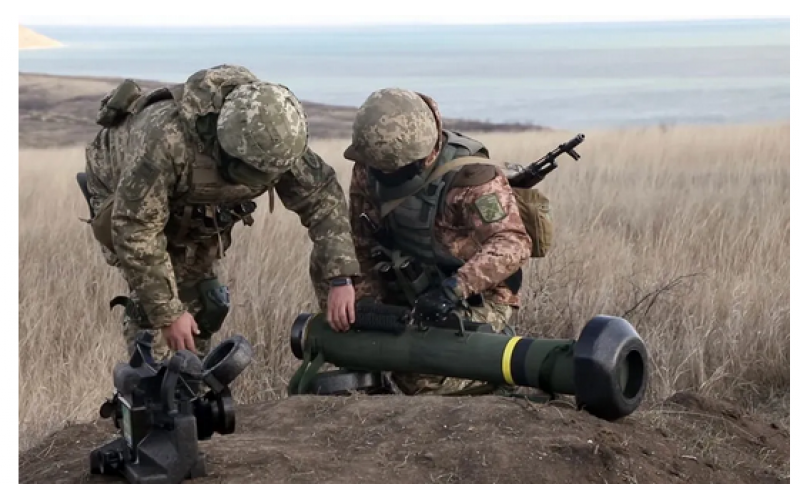 Ukraine tests' Javelin 'anti tank missile