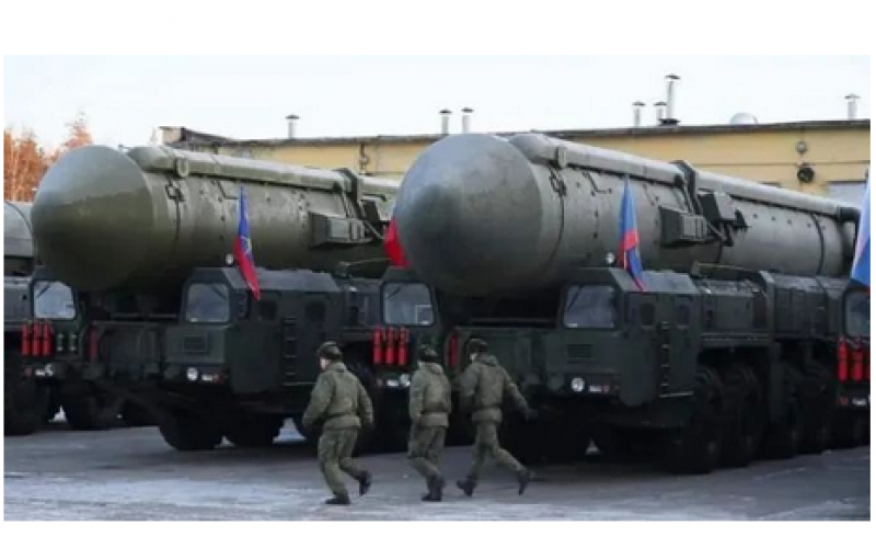 Russia announces upgrade of nuclear readiness level, three doomsday planes from the United States urgently take off